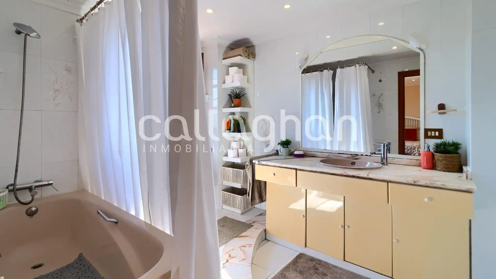 Bathroom of Houses for sale in Sagunto / Sagunt  with Private garden
