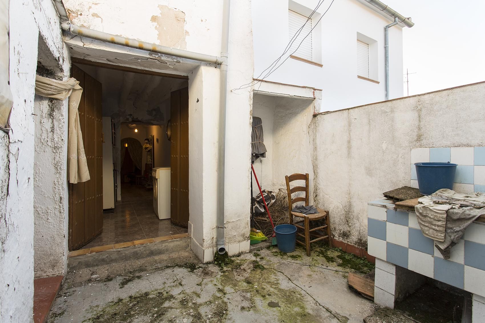 Single-family semi-detached for sale in Algarinejo