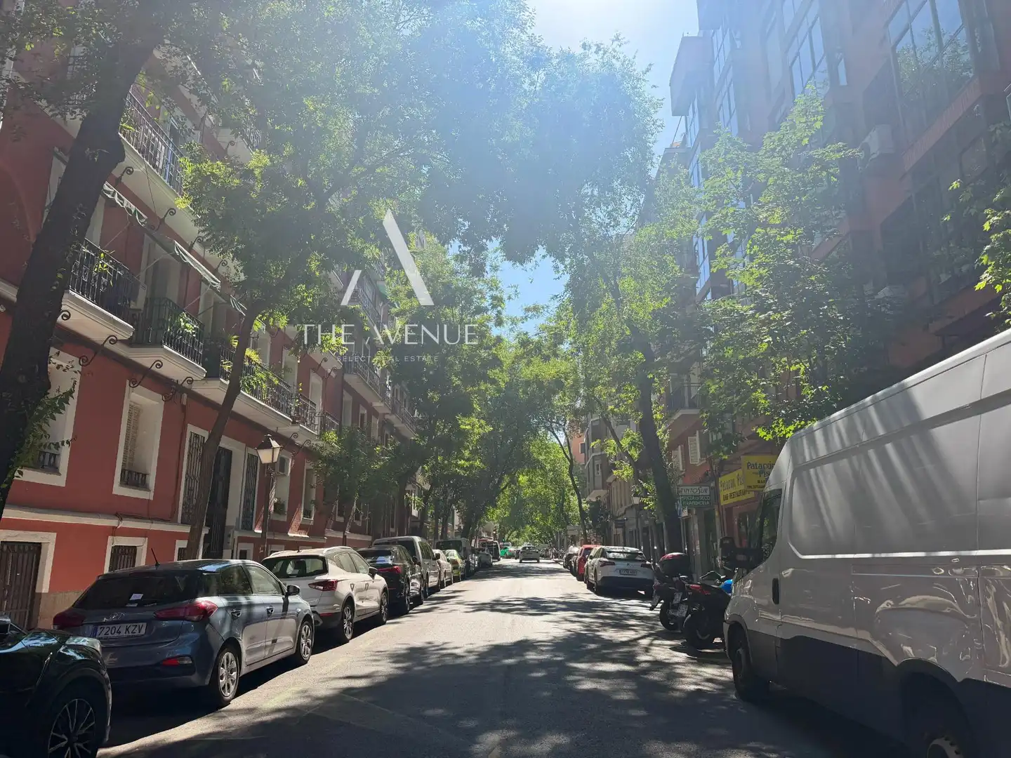 Außenansicht von Wohnung zum Verkauf in Madrid mit Klimaanlage und Heizung