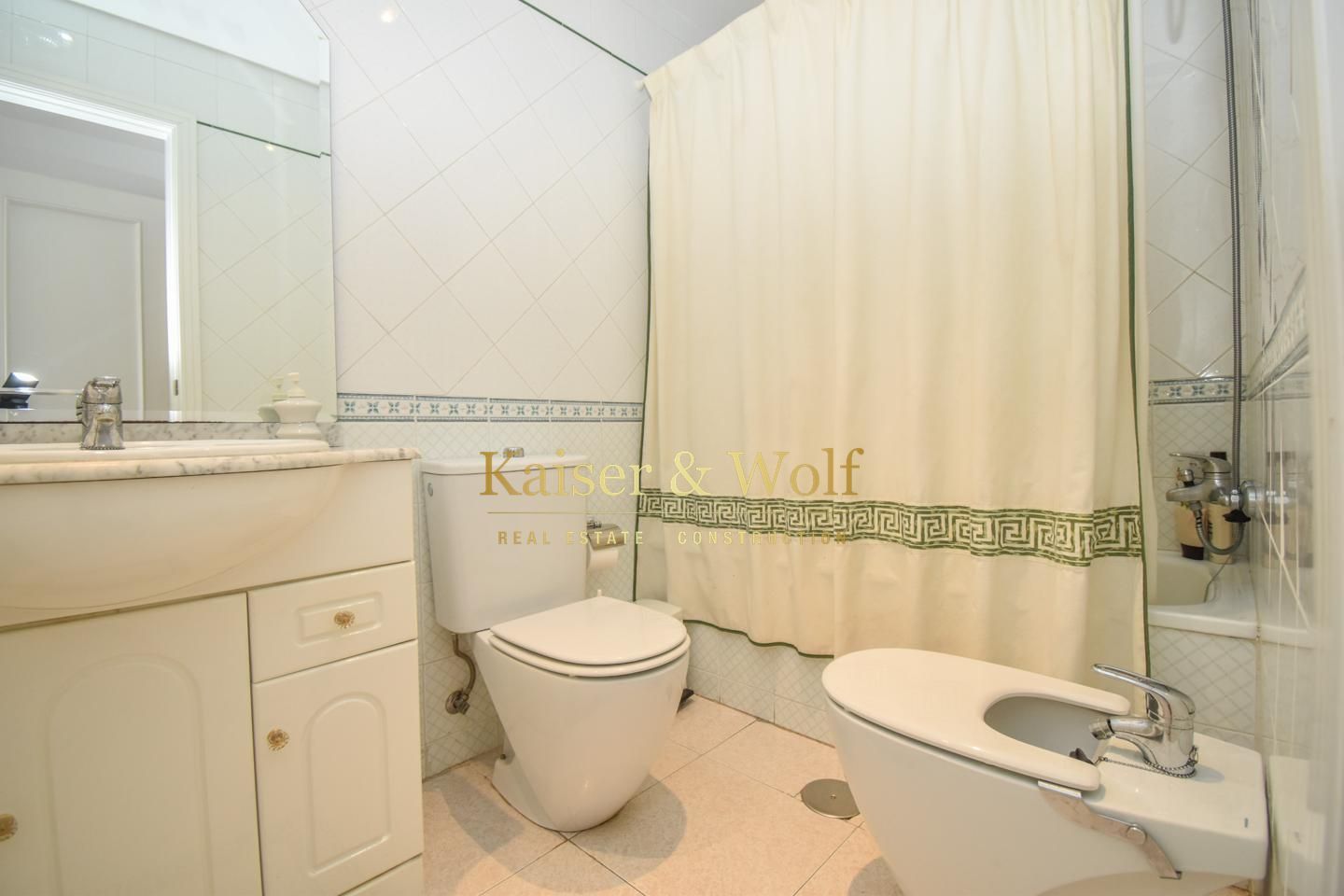 Bathroom of Flat for sale in Santa Pola  with Air Conditioner, Terrace and Furnished
