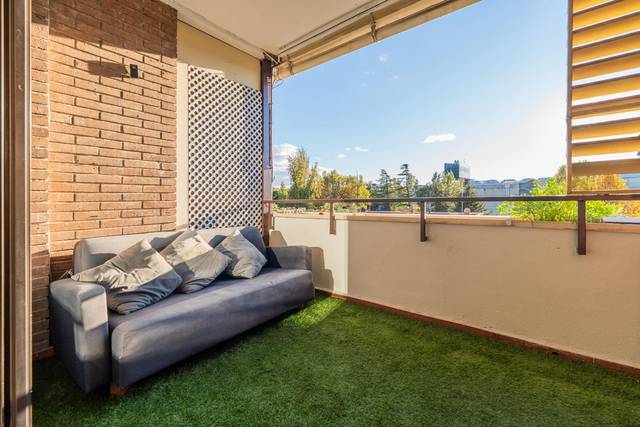Piso en Venta en Calle CUESTA BLANCA en El Soto de la Moraleja