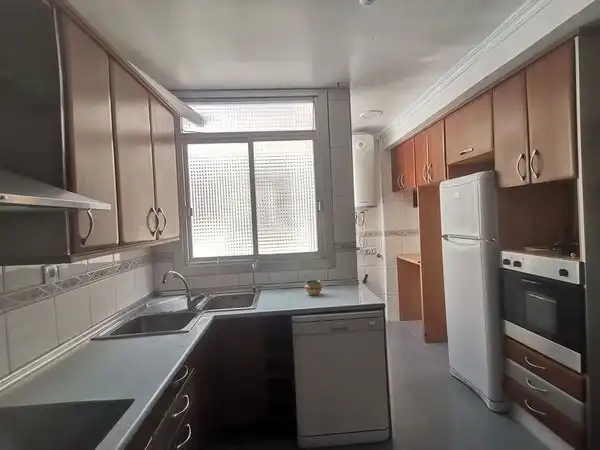 Cocina de Ático para compartir en Almería con Terraza, Amueblado y Horno