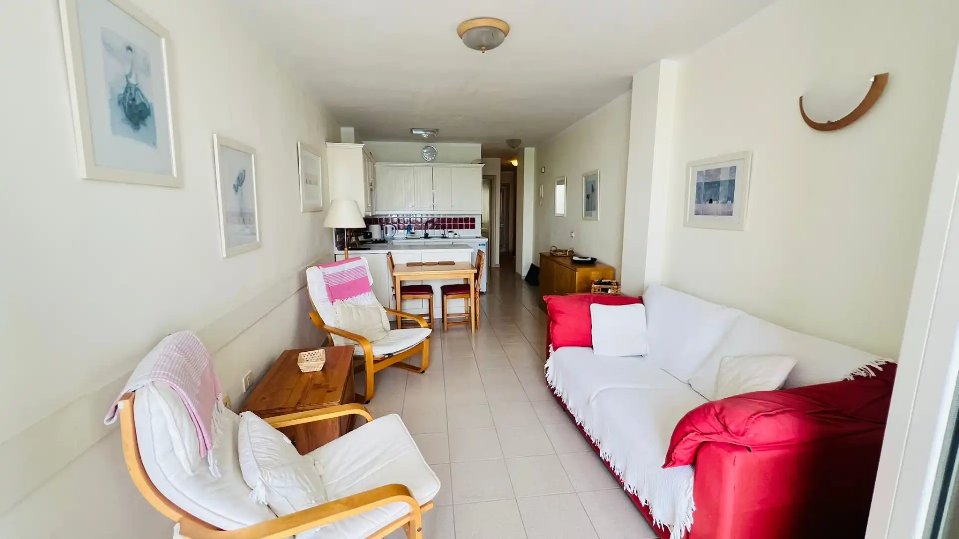 Sala d'estar de Apartament en venda en Granadilla de Abona amb Moblat, Forn i Rentadora