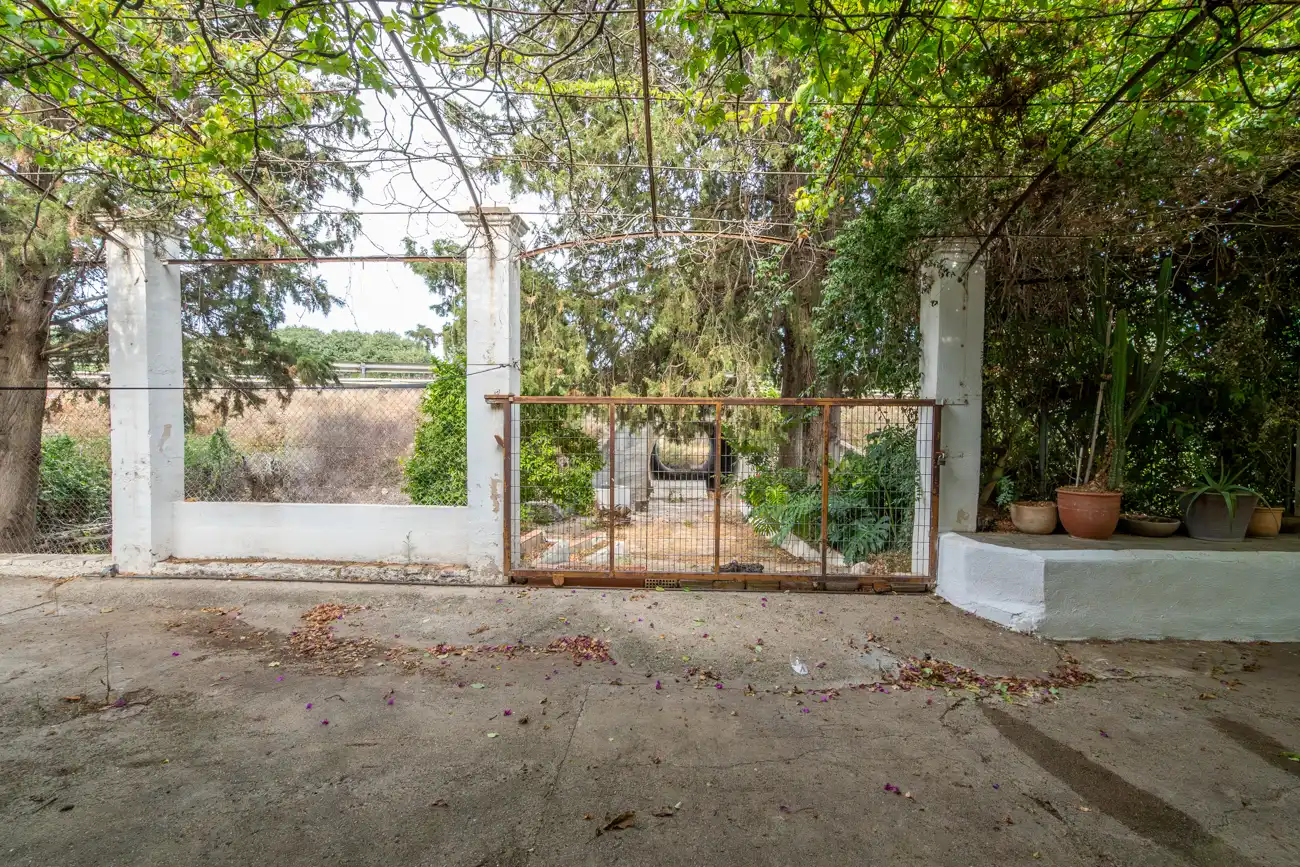 Country homes for sale in C-12, Aldover