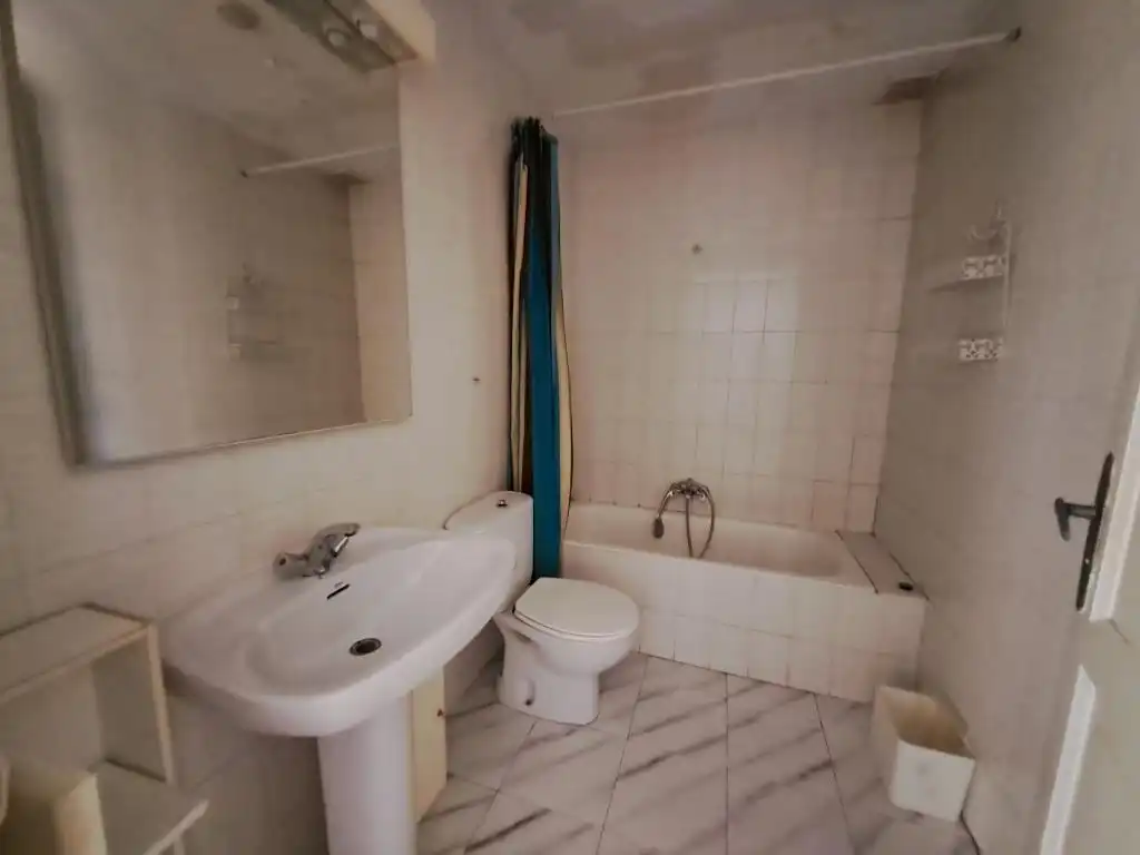 Baño de Casa o chalet en venta en Alcañiz con Calefacción, Jardín privado y Amueblado
