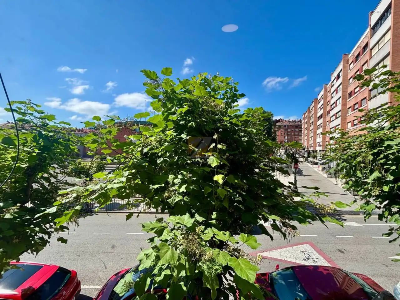 Vista exterior de Pis en venda en Oviedo  amb Terrassa i Traster