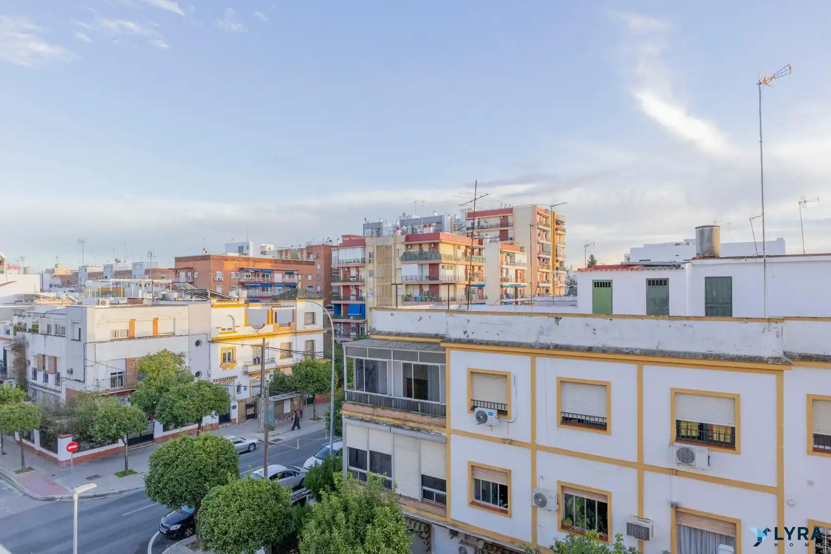 Exterior view of Flat for sale in Sevilla  with Air Conditioner, Heating and Furnished