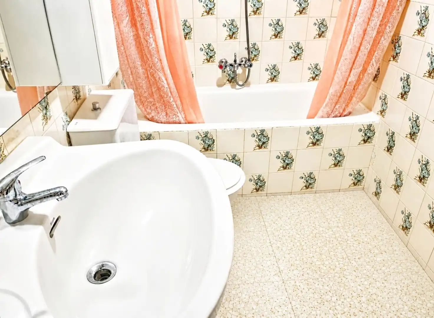 Badezimmer von Country house zum Verkauf in Montón mit Abstellraum