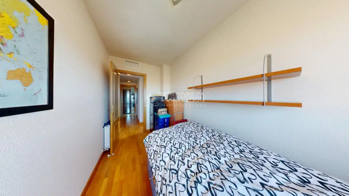 Habitación de Piso en venta en Azuqueca de Henares con Aire acondicionado, Calefacción y Piscina comunitaria