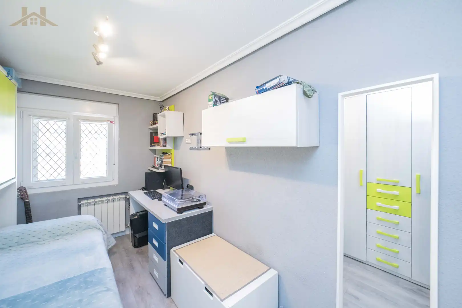 Bedroom of Flat for sale in Madrid  with Air Conditioner and Heating