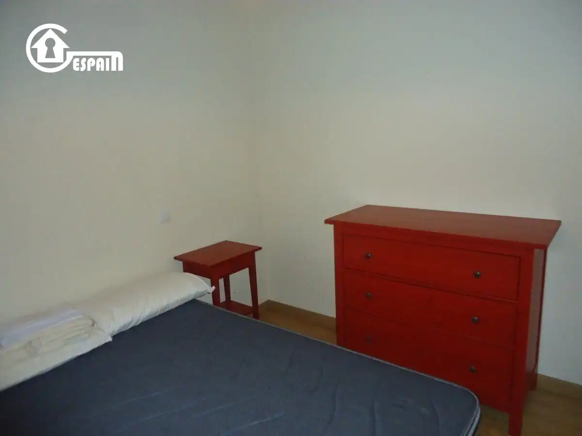 Bedroom of Flat for sale in Madrid  with Air Conditioner, Heating and Storage room