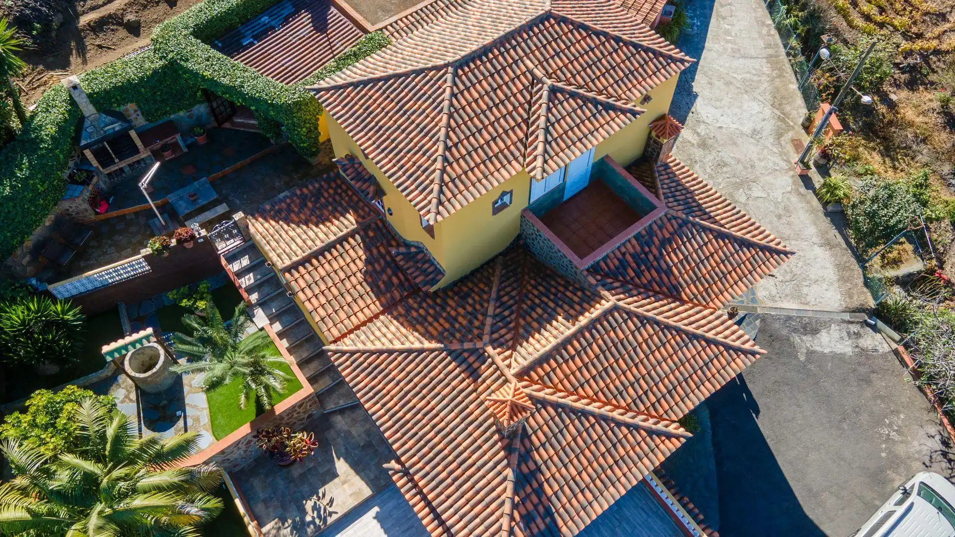 Exterior view of Houses for sale in La Orotava  with Heating, Private garden and Storage room