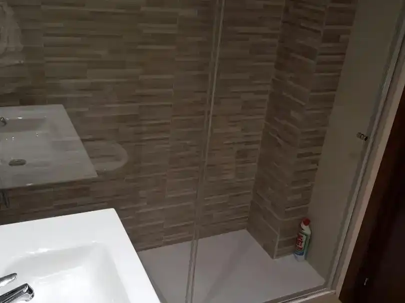 Bathroom of Flat for share in San José