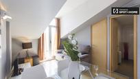 Bedroom of Flat to rent in  Madrid Capital  with Air Conditioner, Heating and Furnished