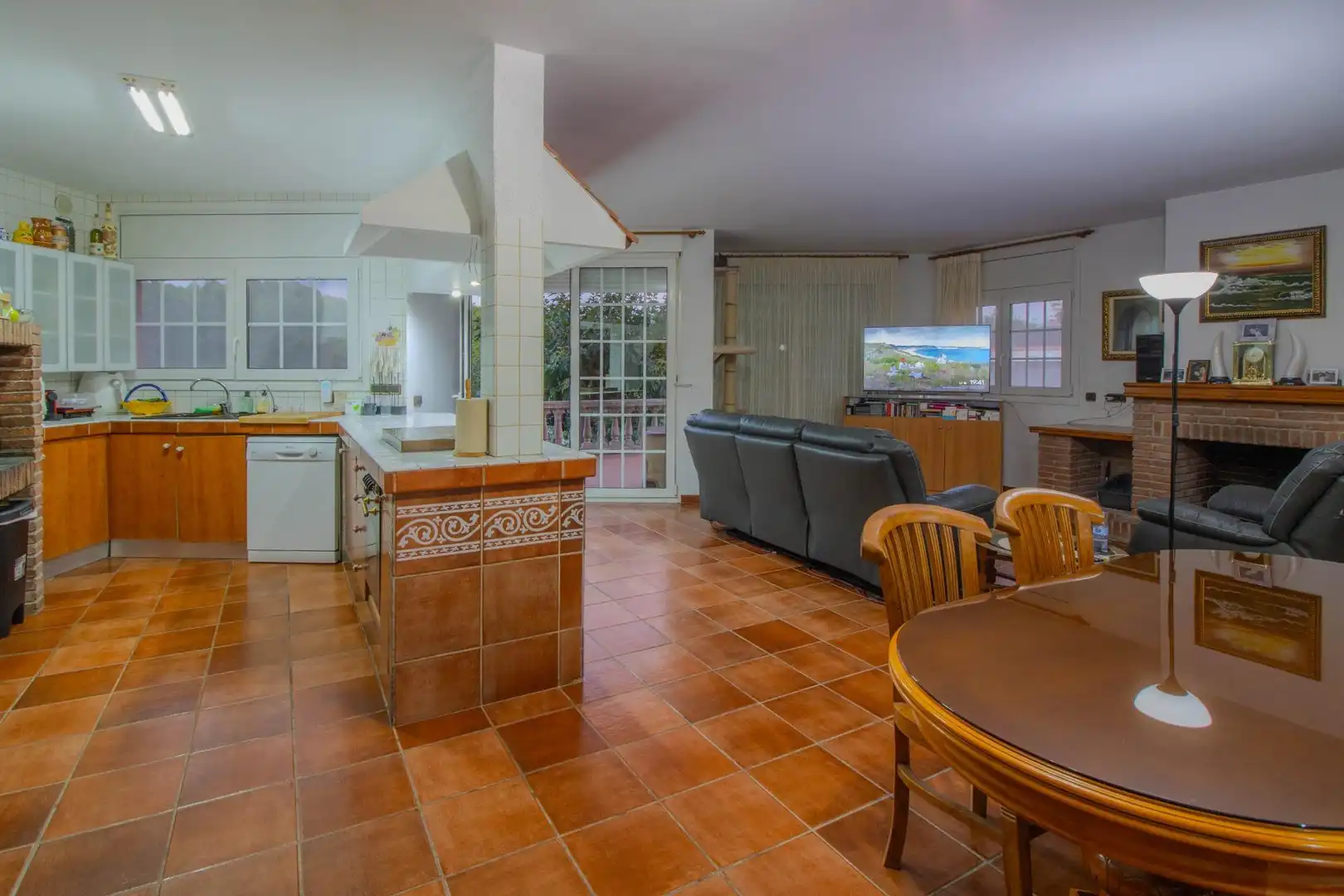 Cocina de Casa o chalet en venta en Esparreguera con Aire acondicionado, Calefacción y Jardín privado