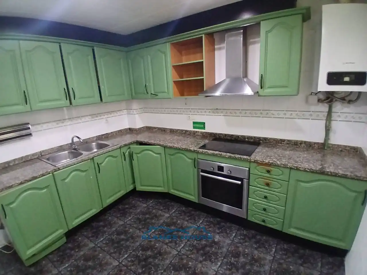 Cuina de Apartament en venda en Blanes amb Balcó