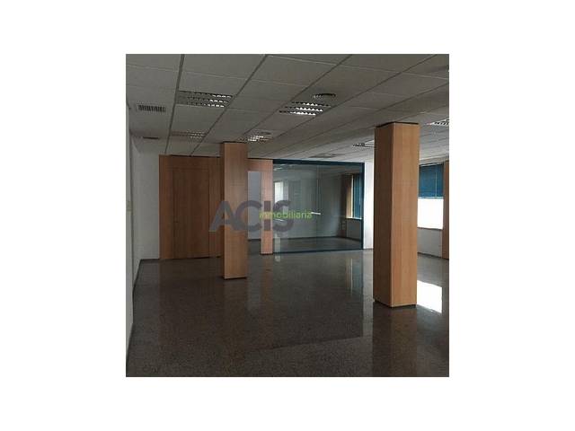 Local comercial en Alquiler en N/A en Llombai