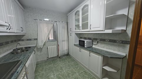 Foto 5 de Piso de alquiler en Miralvalle - Av. Virgen del Puerto - La Data, Plasencia