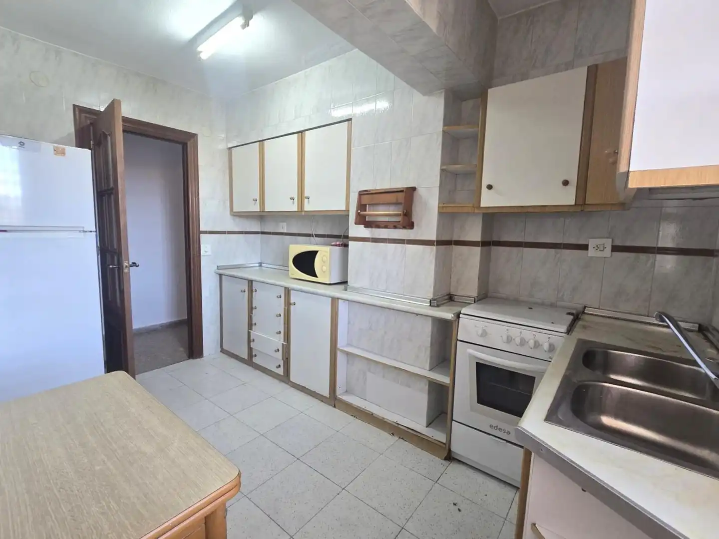 Cocina de Apartamento en venta en Torrevieja con Jardín privado, Terraza y Amueblado