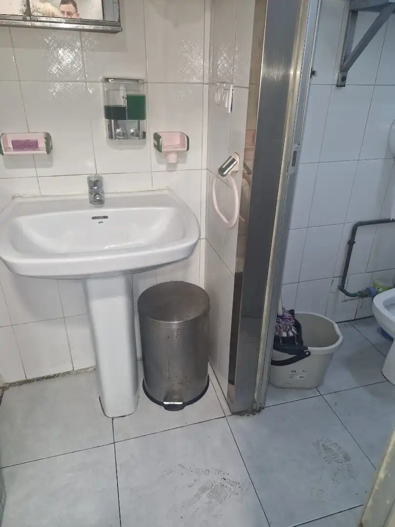 Gewerbefläche zum Verkauf in Calle de Villabáñez, imagen 4