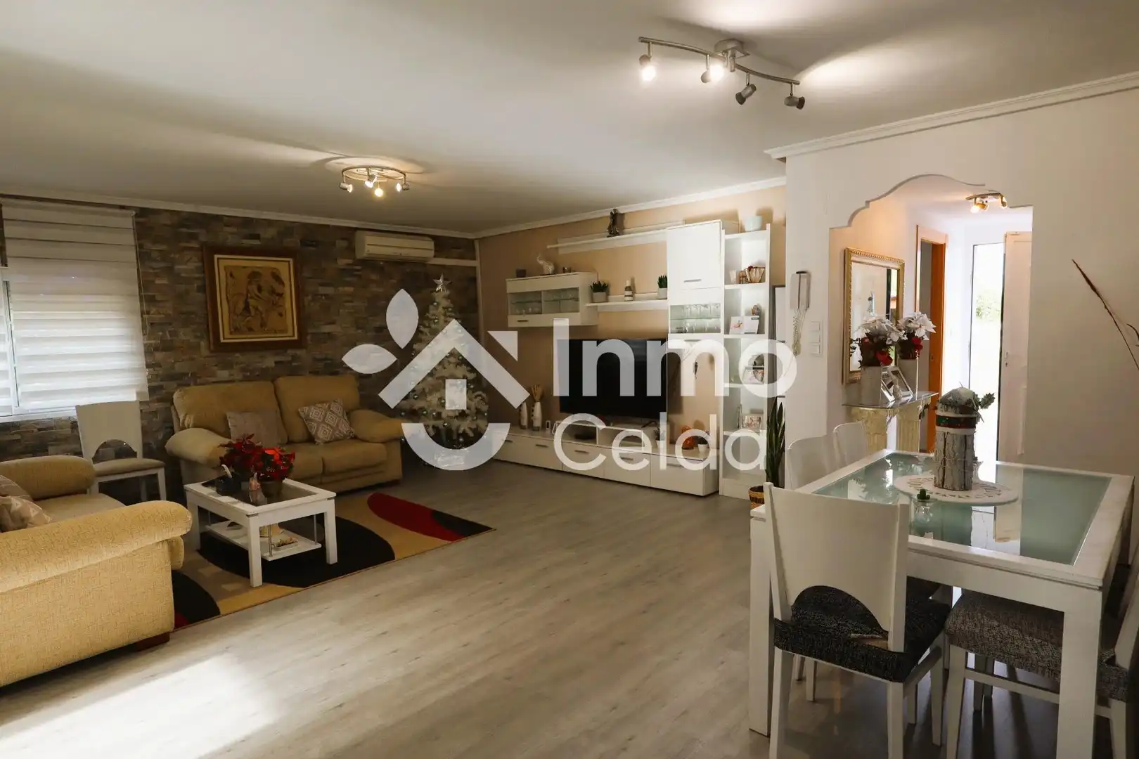Sala de estar de Casa o chalet en venta en Chiva con Aire acondicionado, Calefacción y Jardín privado