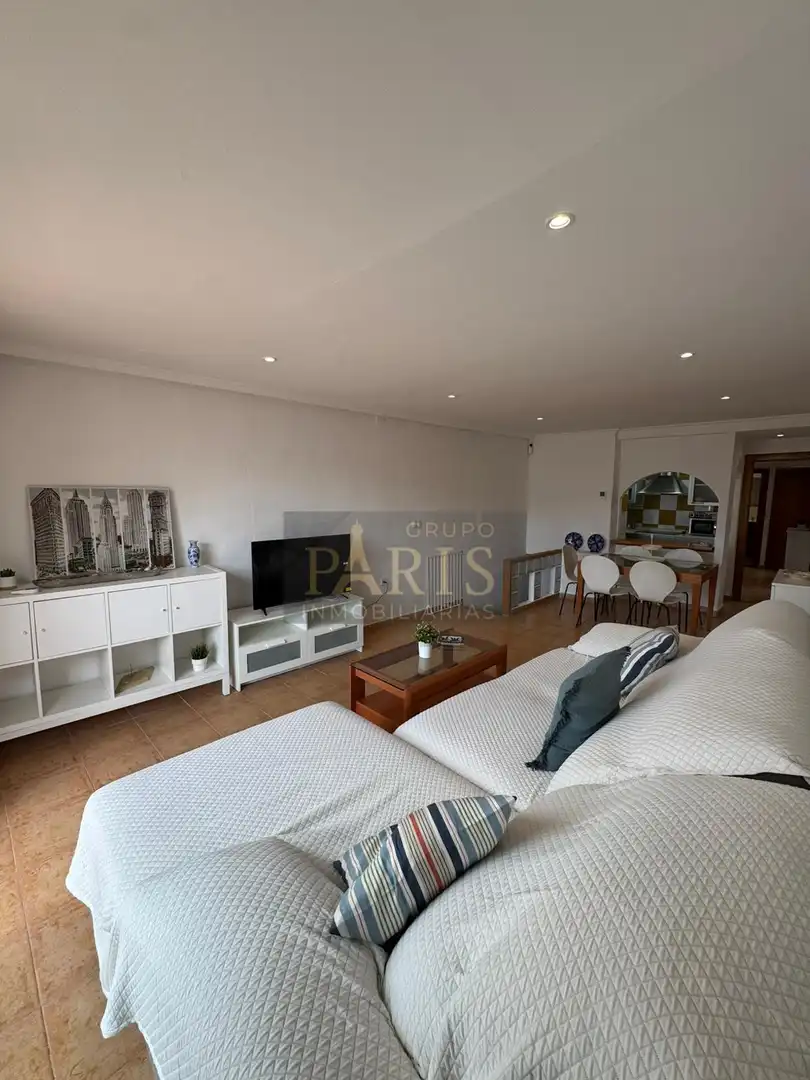 Wohnzimmer von Dachboden zur Miete in Cartagena