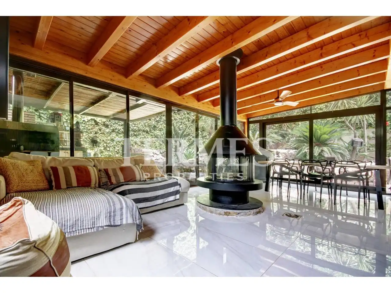Wohnzimmer von Haus oder Chalet zur Miete in Castelldefels mit Klimaanlage, Privatgarten und Terrasse