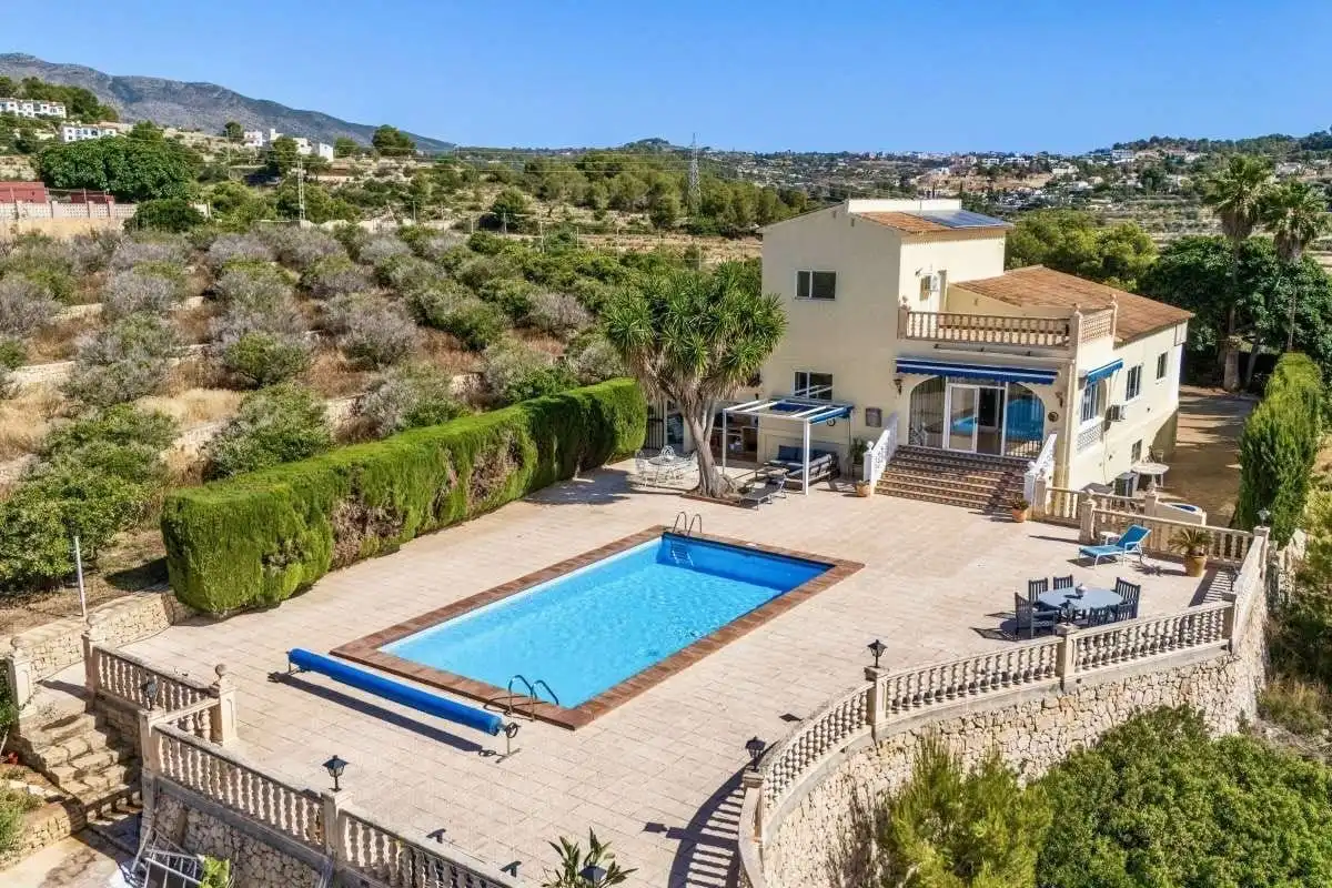 Casa con piscina in vendita a Gargasindi - Garduix - Colina del Sol