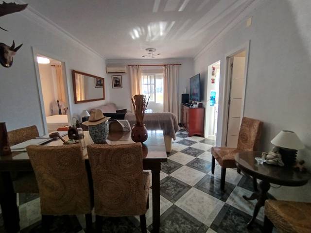 Piso en Venta en Calle Navia, 6 en La Pastora - La Estación