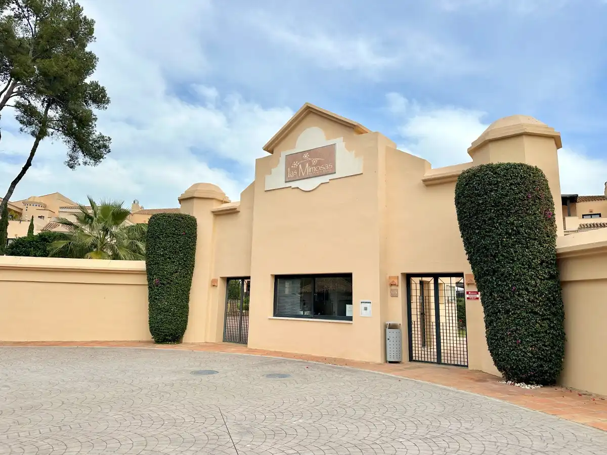 Apartament amb piscina en venda a Nueva Andalucía