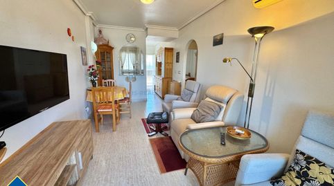 Apartamento con piscina comunitaria, en la provincia de Alicante, en la ciudad de Almoradí. 2 habitaciones | 106 m² | 15 kilómetro