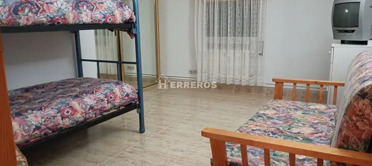 Dormitori de Casa o xalet en venda en Lanciego / Lantziego amb Calefacció, Terrassa i Traster