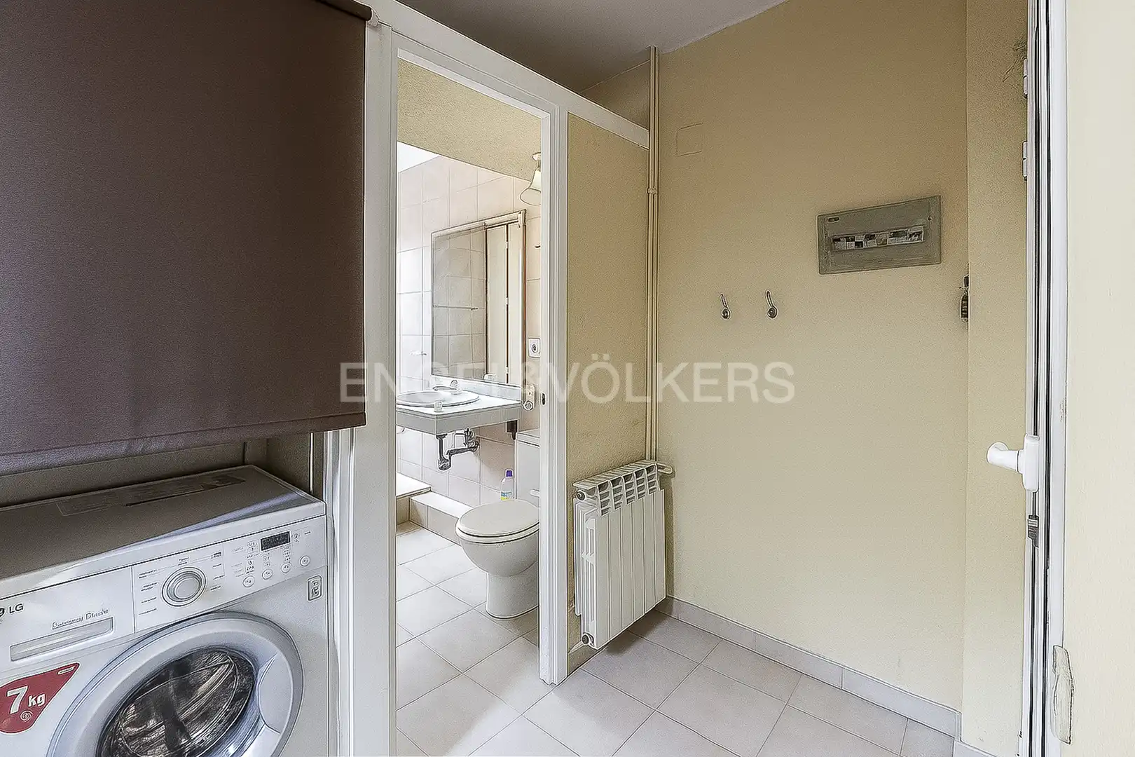 Casa adosada en venta en Montbau