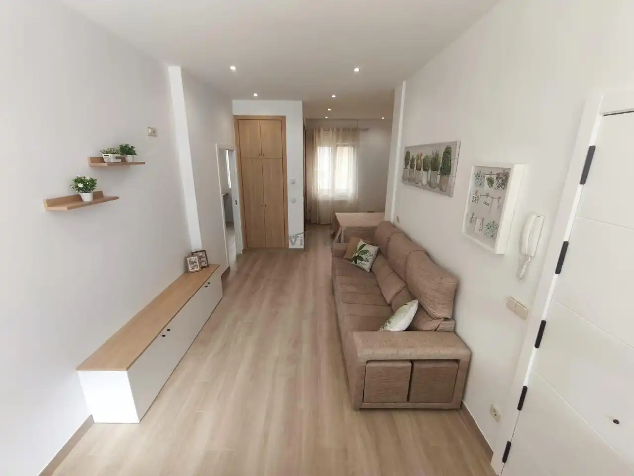 Sala d'estar de Apartament de lloguer en Ourense Capital  amb Aire condicionat, Calefacció i Moblat