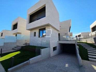 Maison rustique avec piscine à louer à Los Satélites - Roza Martín