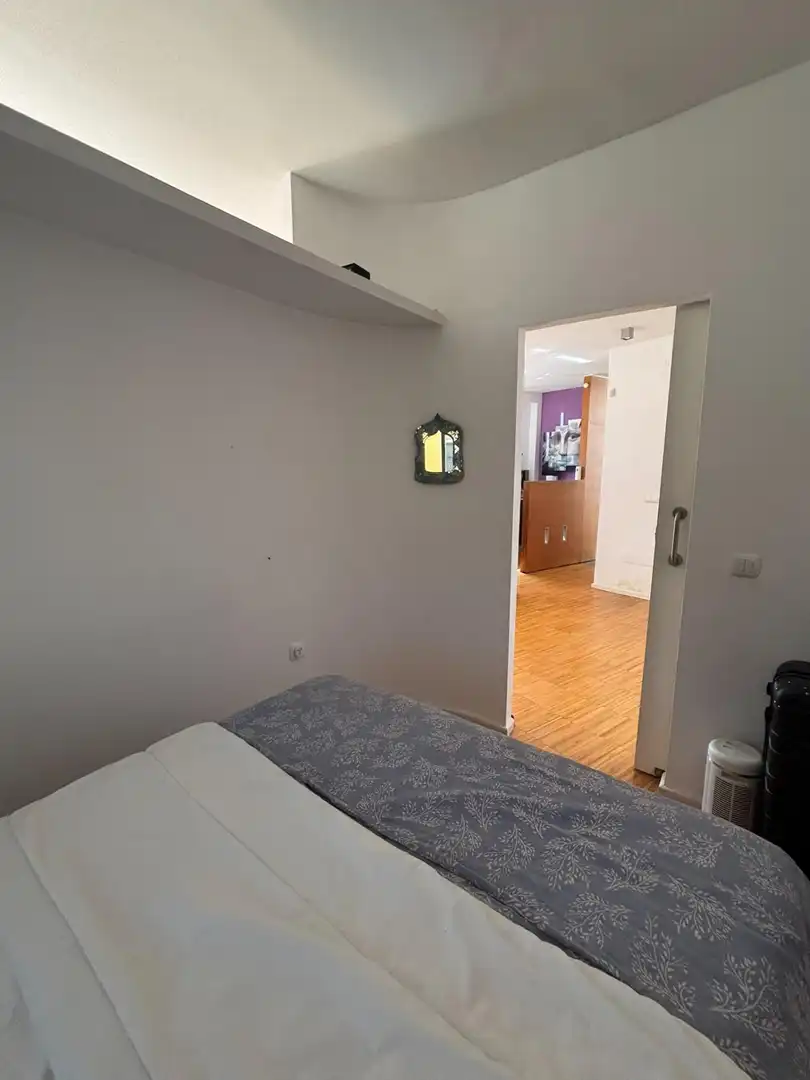Dormitori de Apartament en venda en Málaga amb Aire condicionat, Terrassa i Moblat