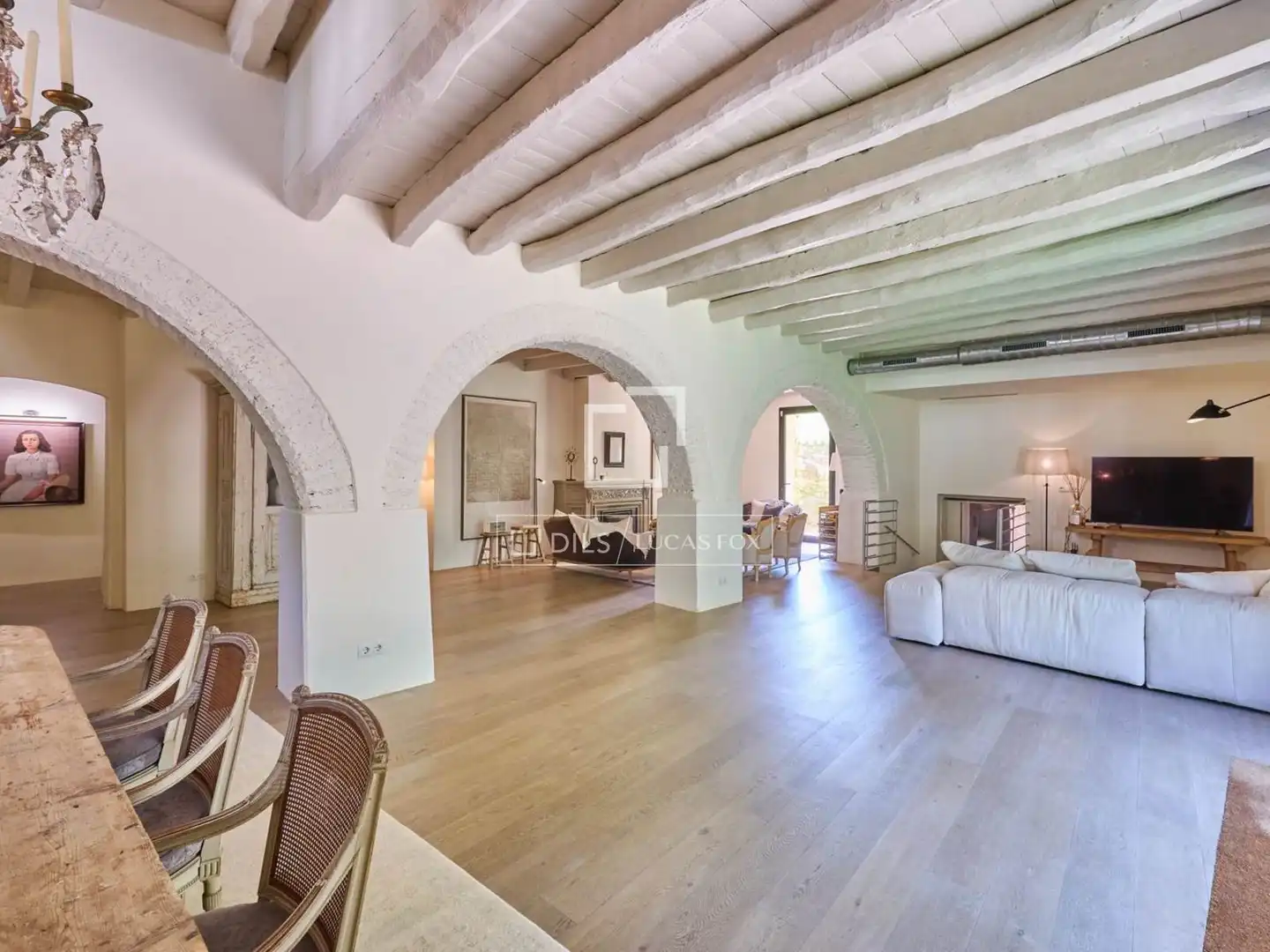 Sala d'estar de Casa o xalet en venda en Alella amb Aire condicionat, Calefacció i Jardí privat