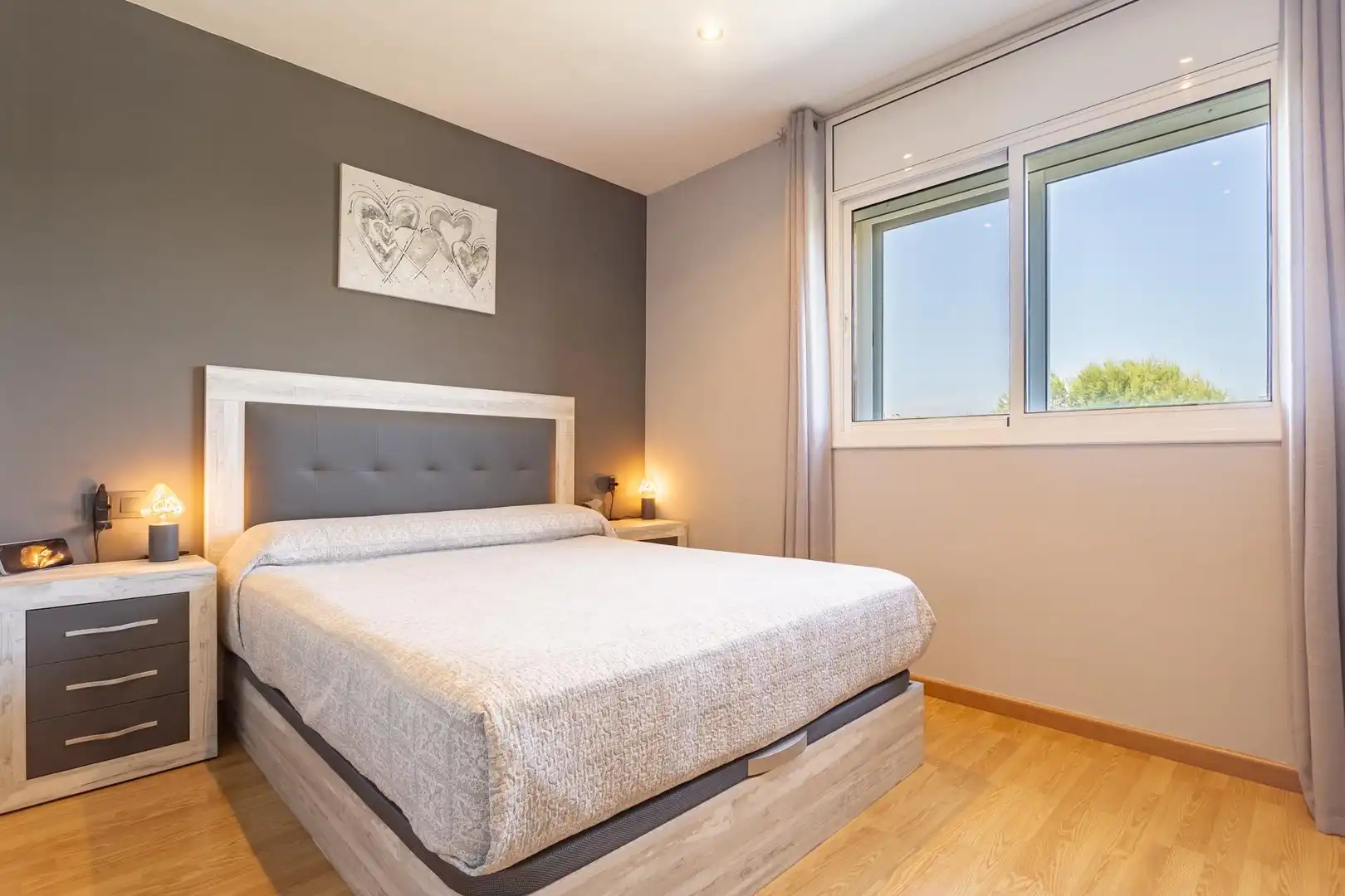 Bedroom of Attic for sale in Reus  with Air Conditioner, Private garden and Parquet flooring