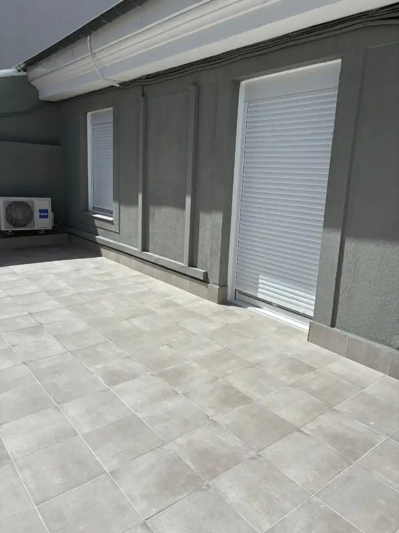 Terrasse von Wohnung zur Miete in O Carballiño   mit Klimaanlage, Terrasse und Möbliert