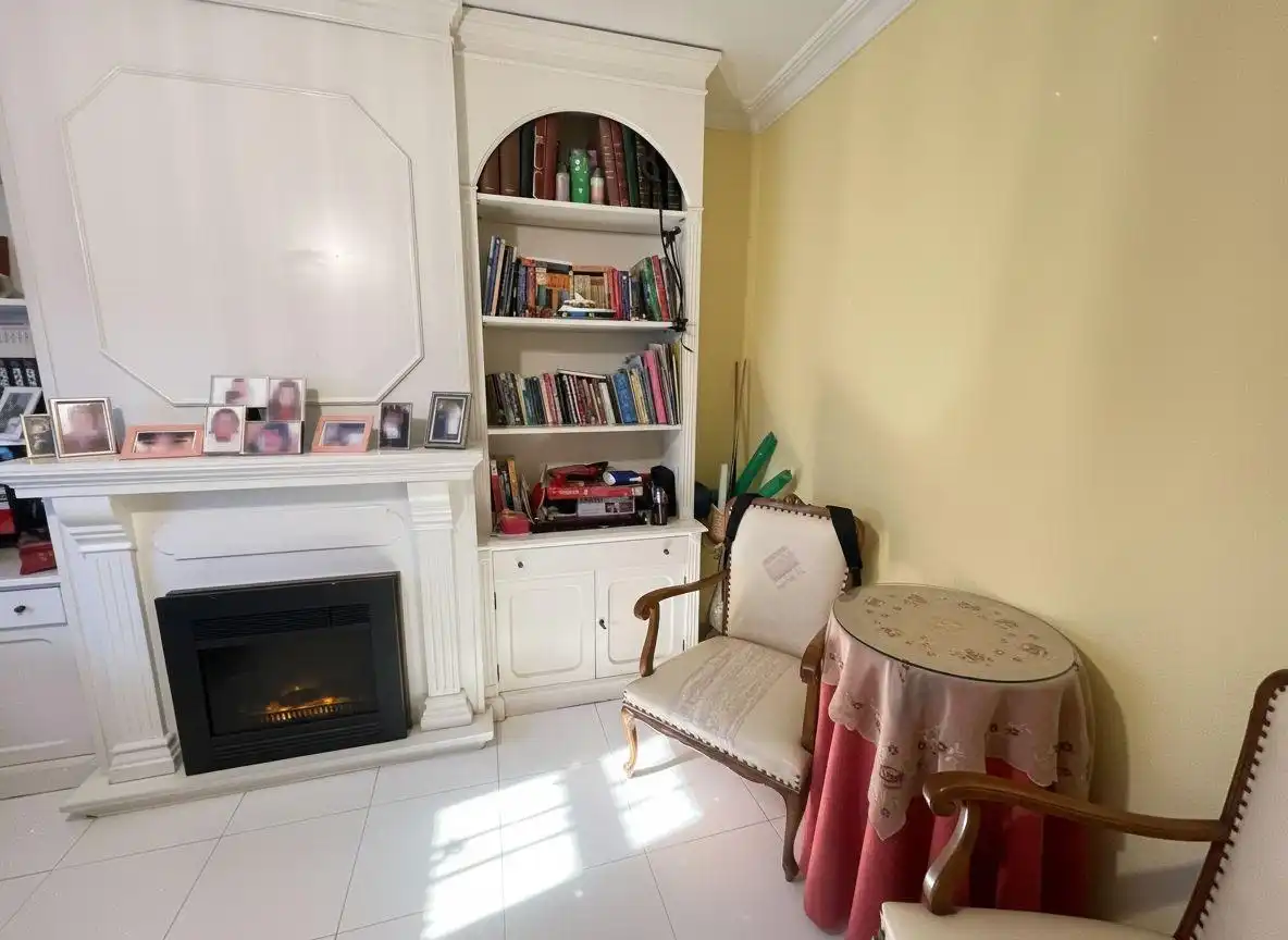Flat for sale in El Plantinar – Avda. La Paz - El Juncal