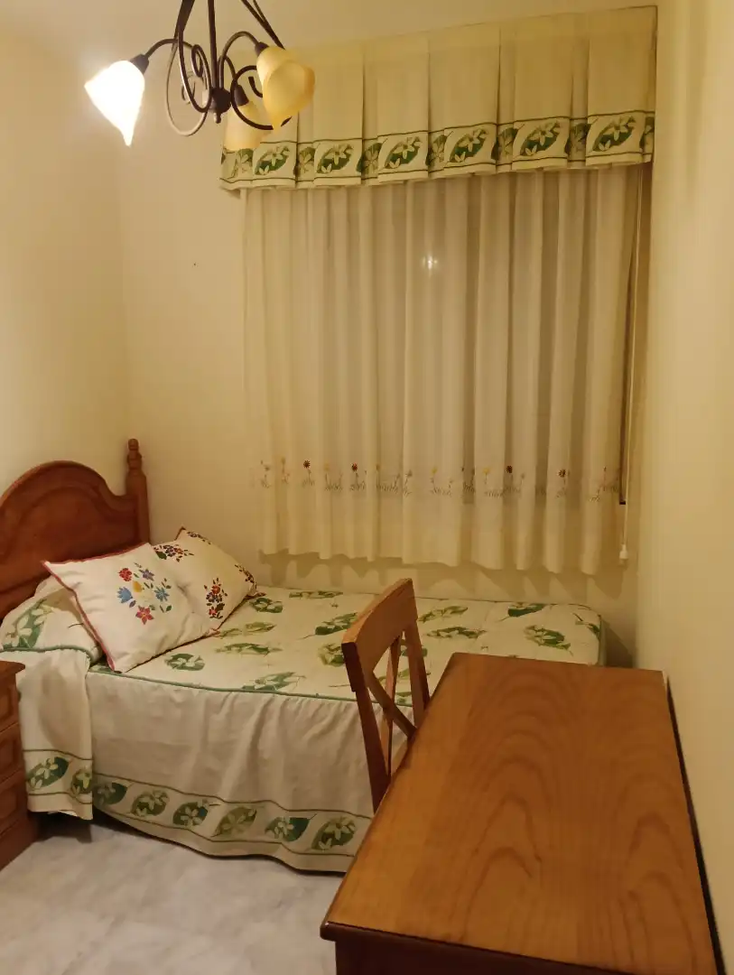 Schlafzimmer von Wohnung zur Miete in Lanjarón mit Möbliert