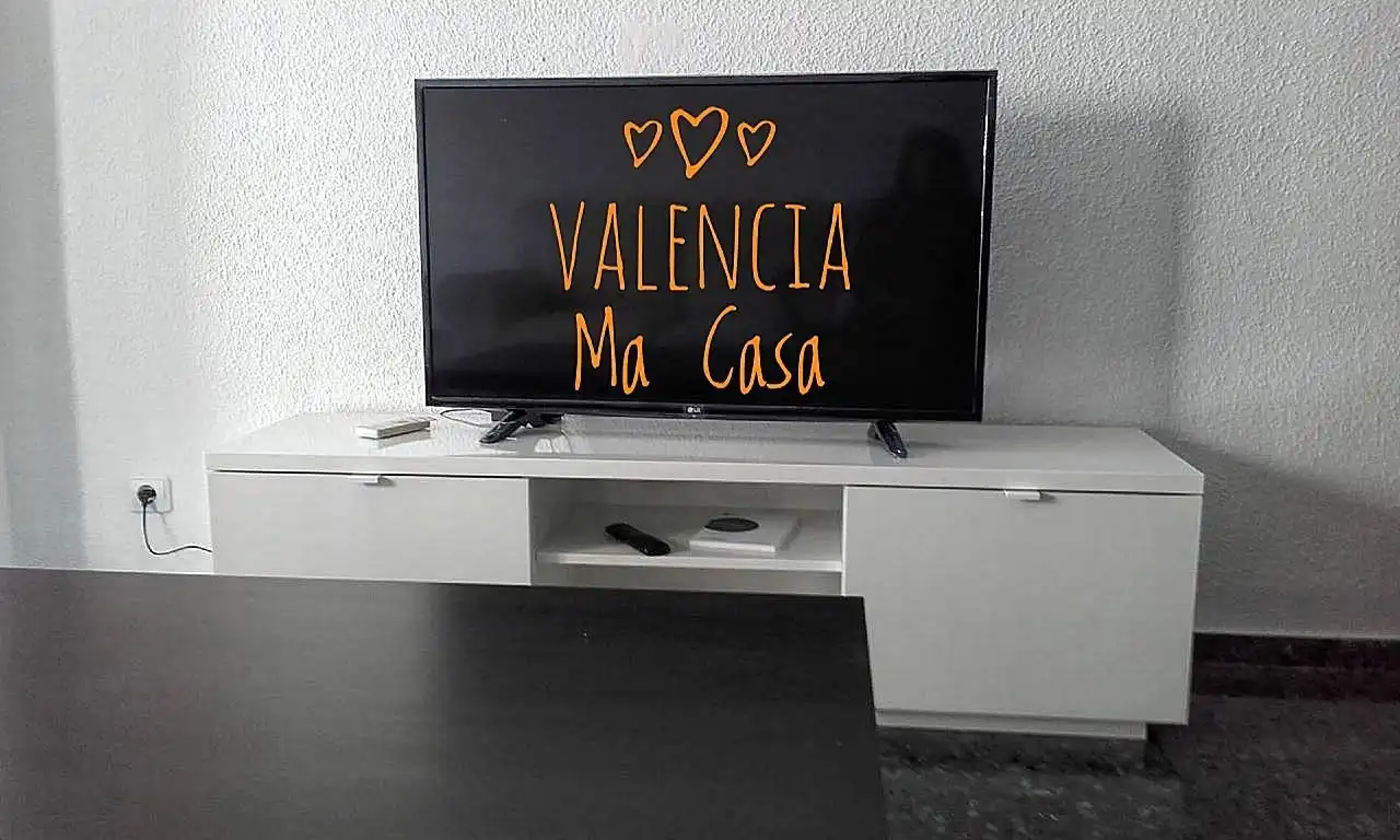 Flat with terrace to rent in Algirós, imagen 4