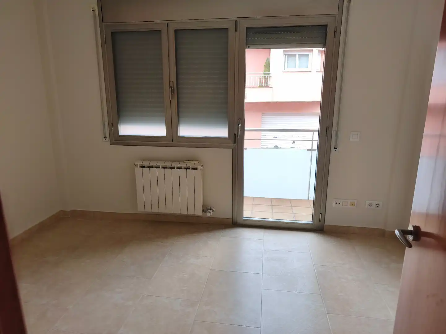 Terrasse von Erdgeschoss zur Miete in Sant Gregori, Girona