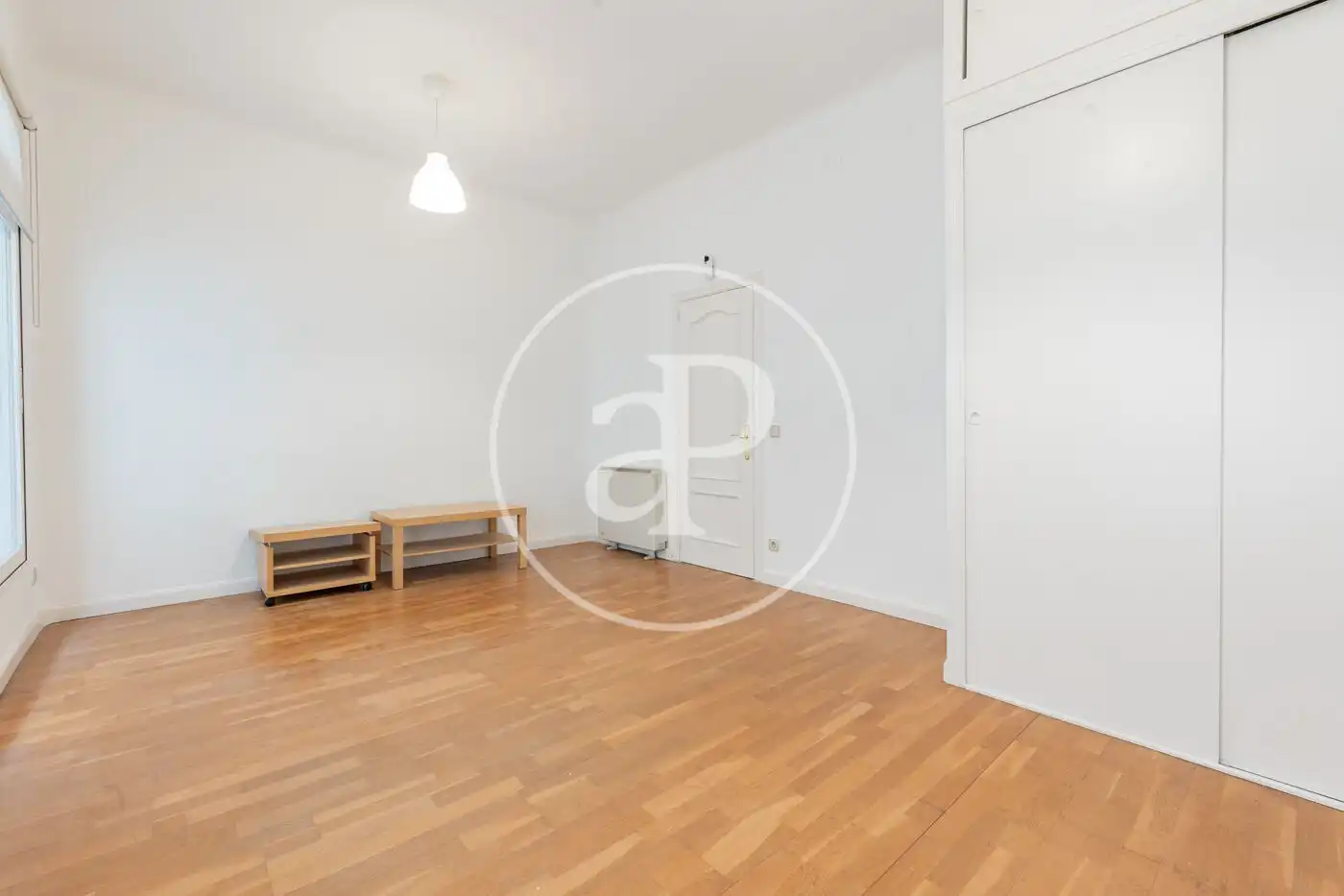 Sala d'estar de Pis en venda en Madrid amb Aire condicionat i Calefacció