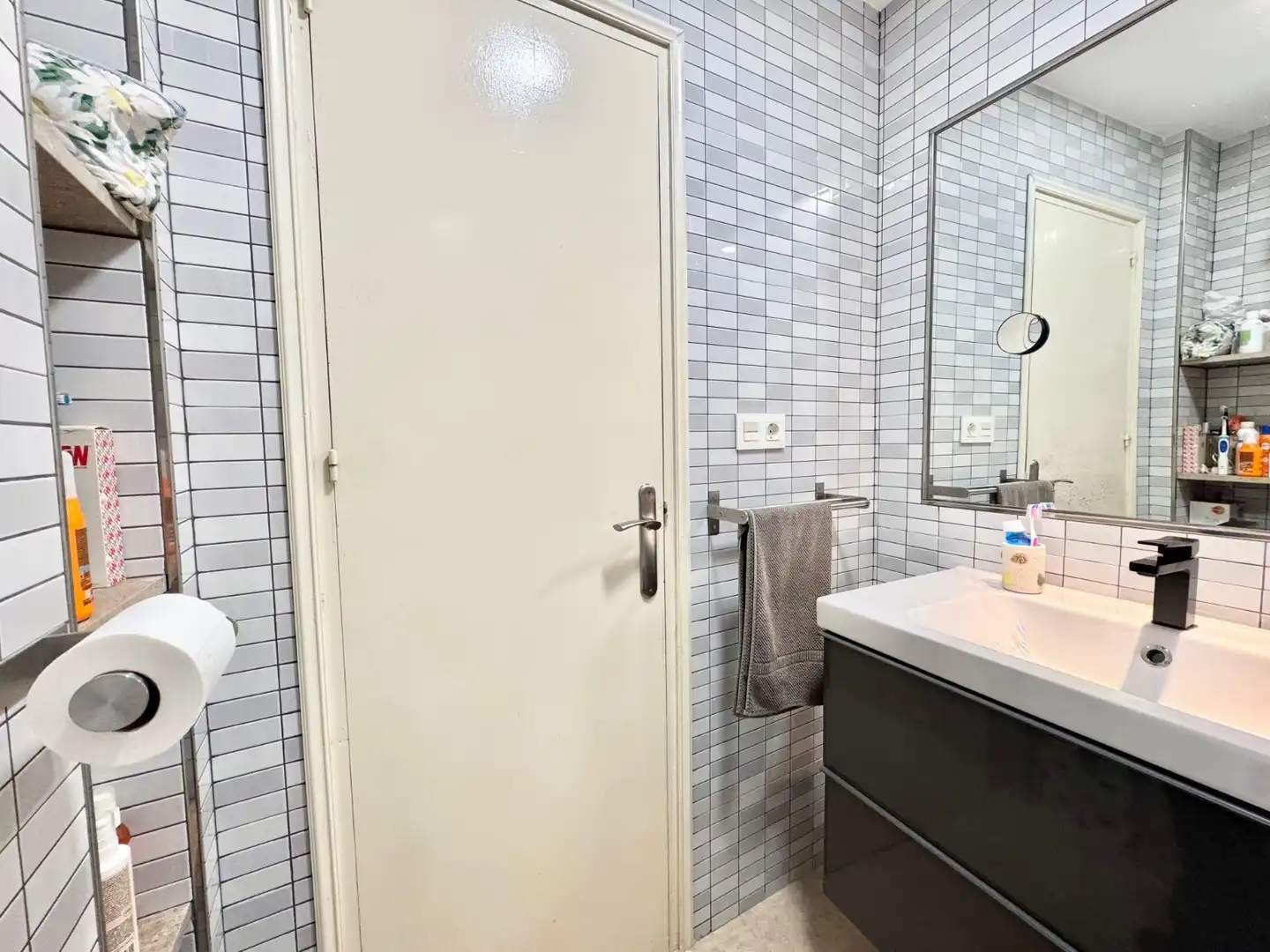 Bathroom of Apartments for rent in Torrevieja  with Heating, Terrace and Furnished