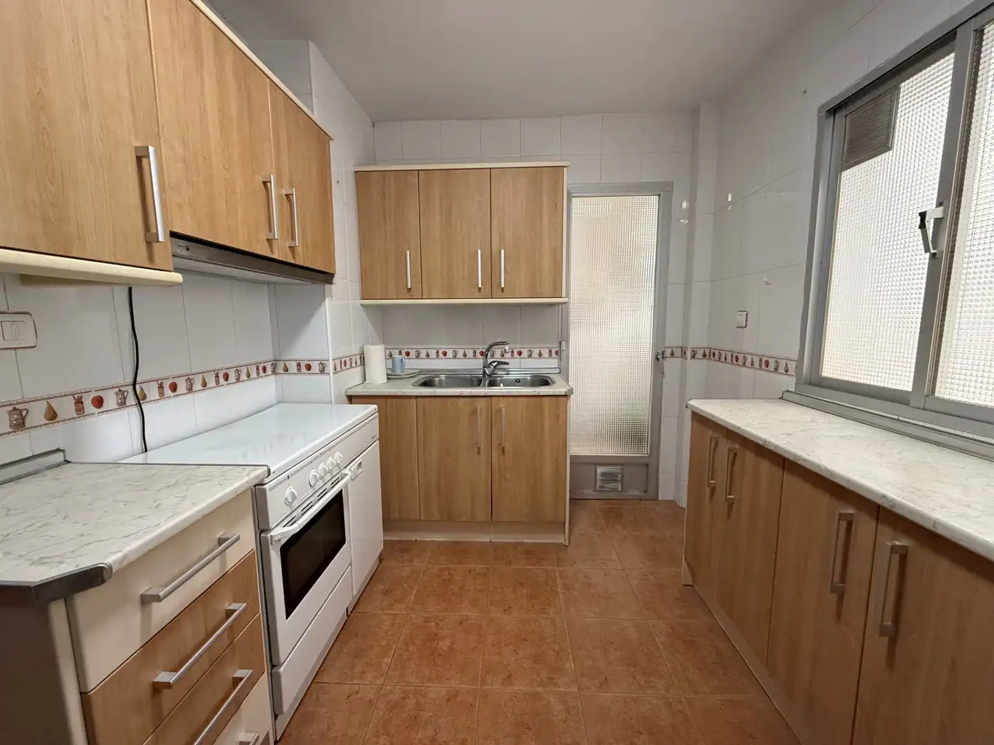Appartamento con terrazza in vendita a Genil, imagen 3