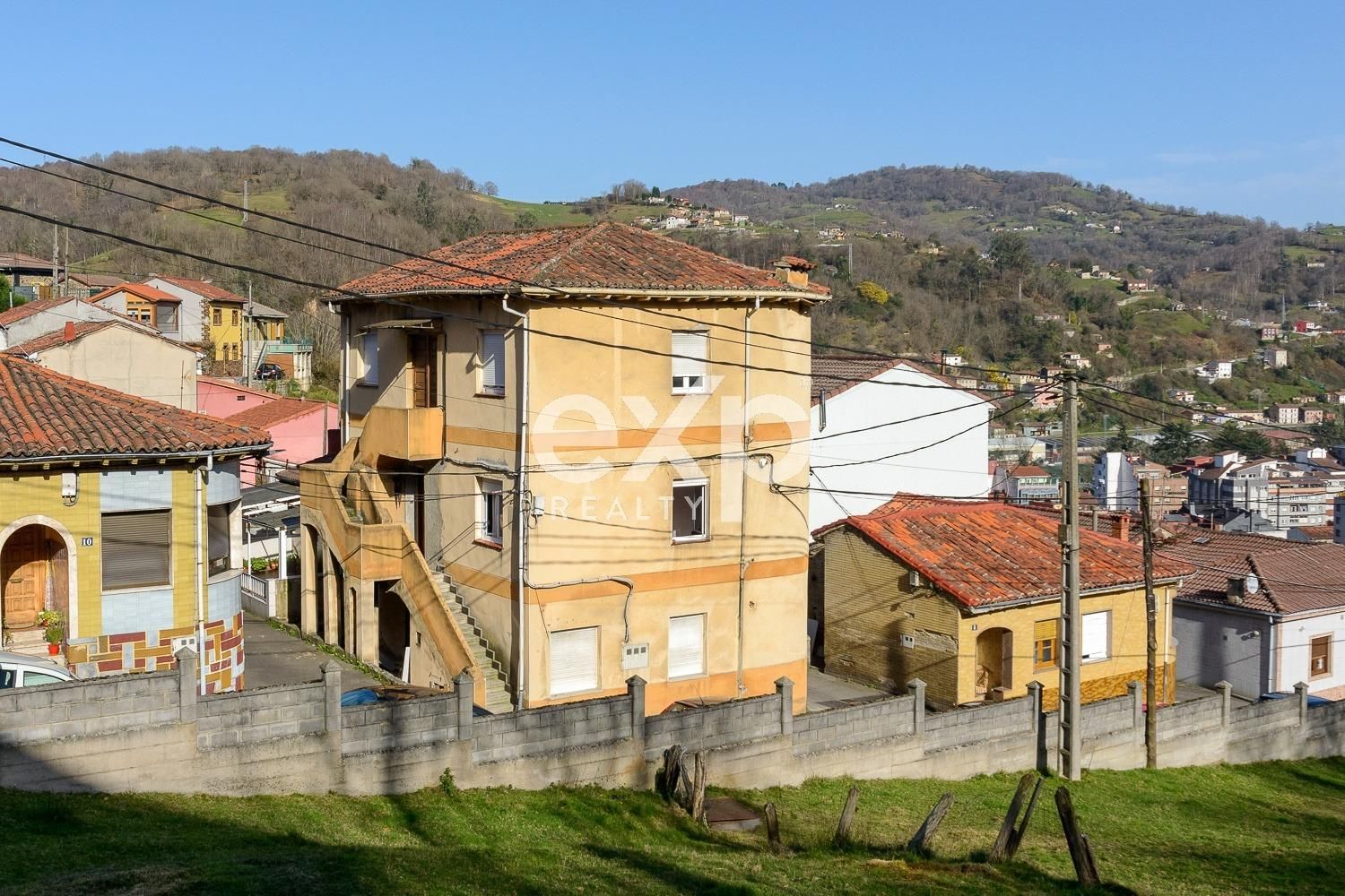 Exterior view of Building for sale in Langreo