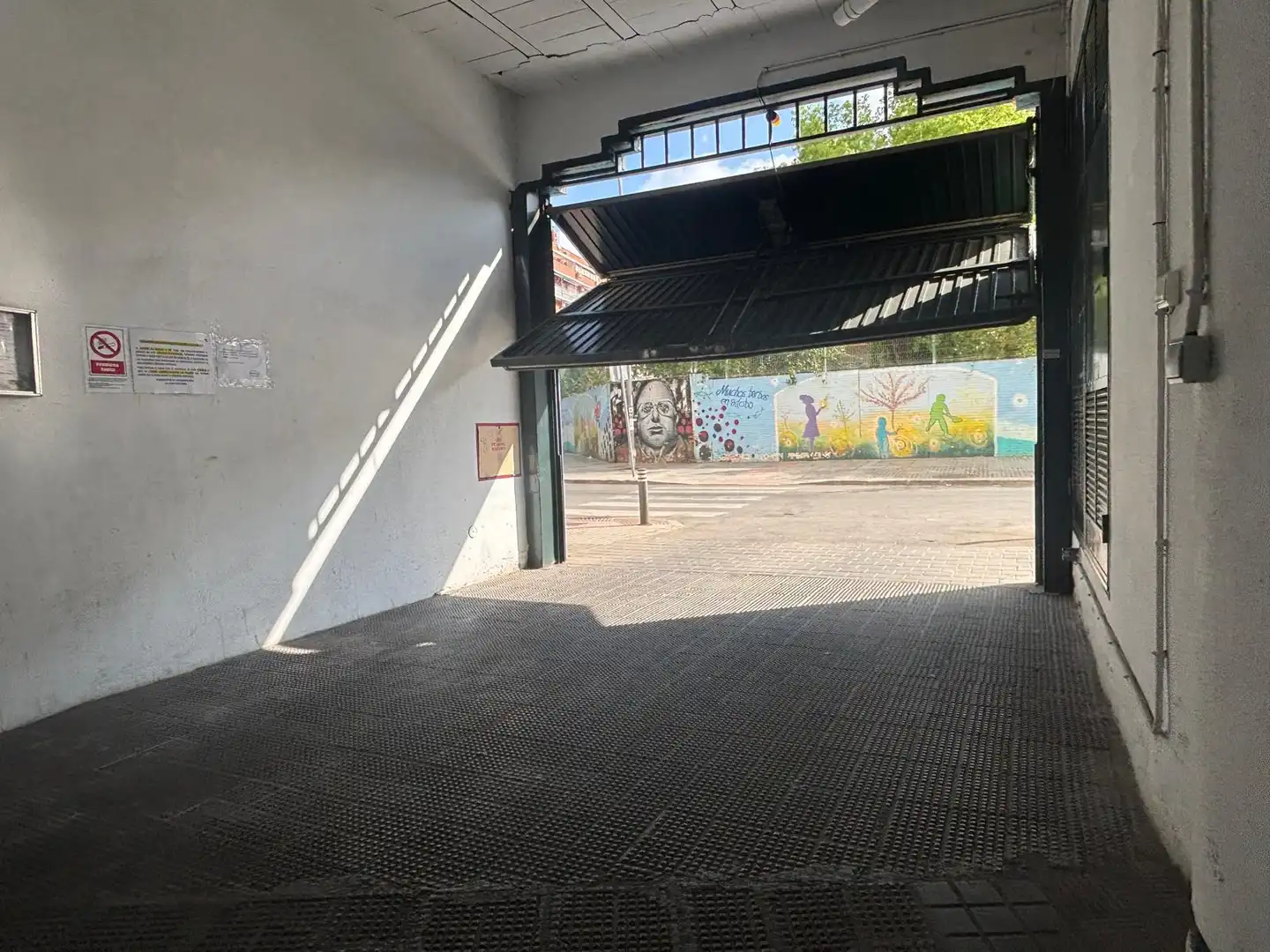 Casa adosada en venta en Calle San Hermenegildo, San Julián