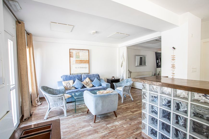 Building for sale in Plaza los Baños Romanos, Puerto de la Duquesa