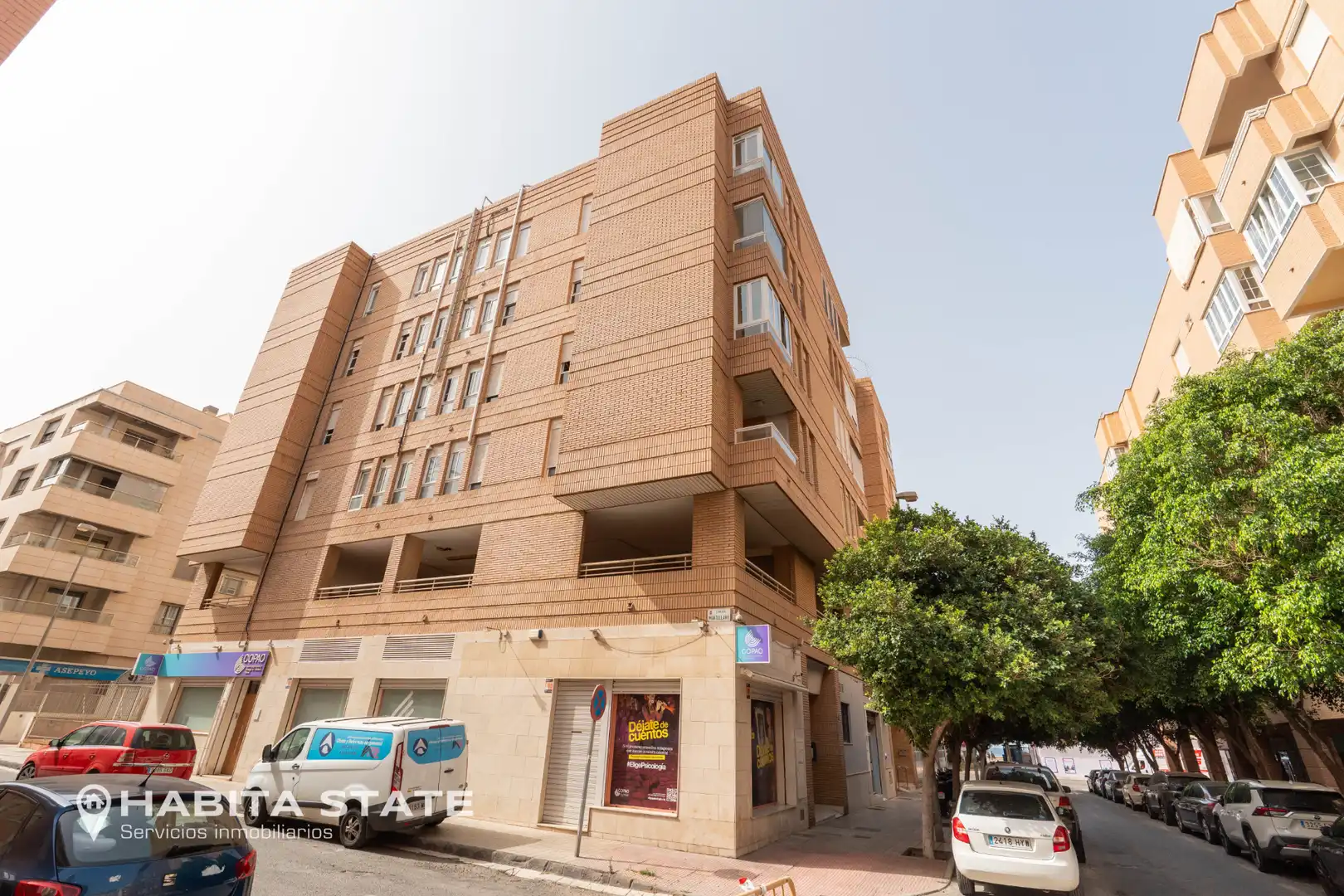 Exterior view of Flat for rent in Almería  with Air Conditioner, Heating and Terrace